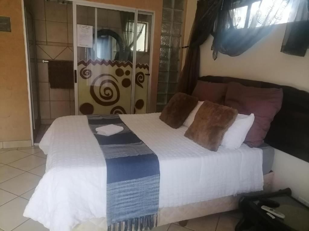 Two Summers Guesthouse Phalaborwa Exterior foto
